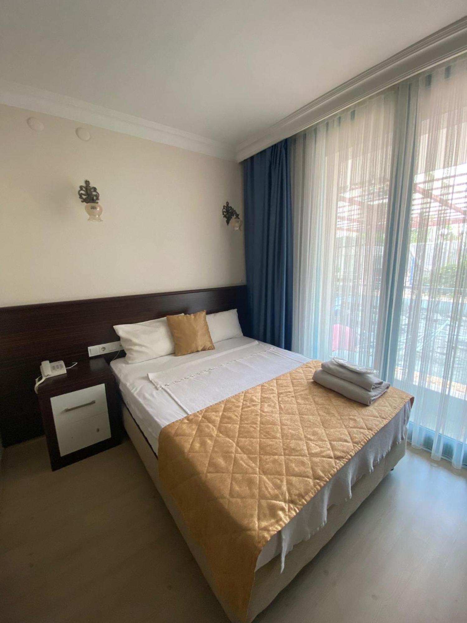 Theluna City Hotel Αττάλεια Δωμάτιο φωτογραφία